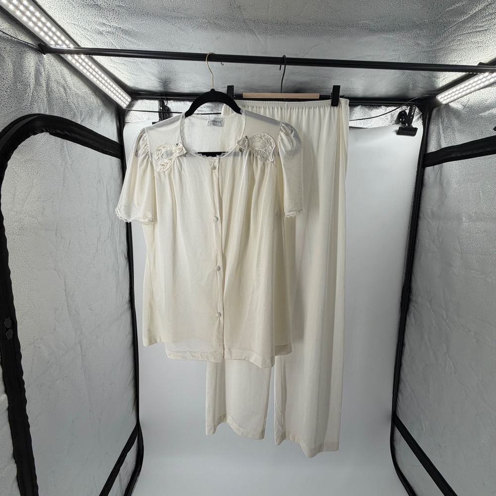Vintage Lorraine Ivory Pajama Set Lace‎ Rosette Button Front Top Pants USA Made
